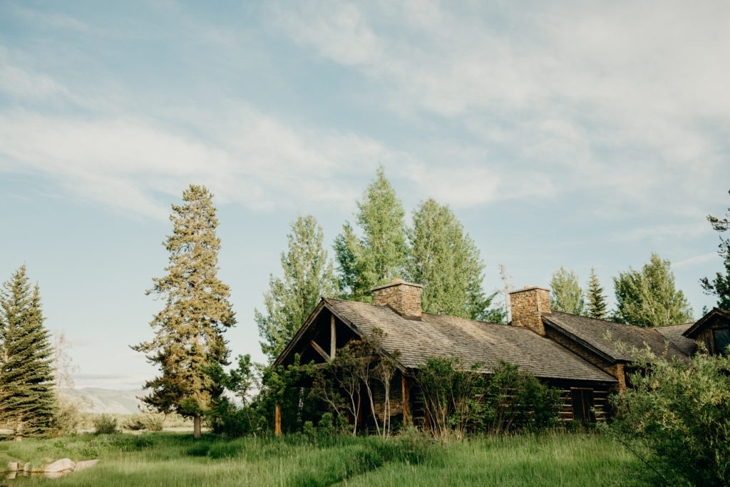 home in wilson wyoming