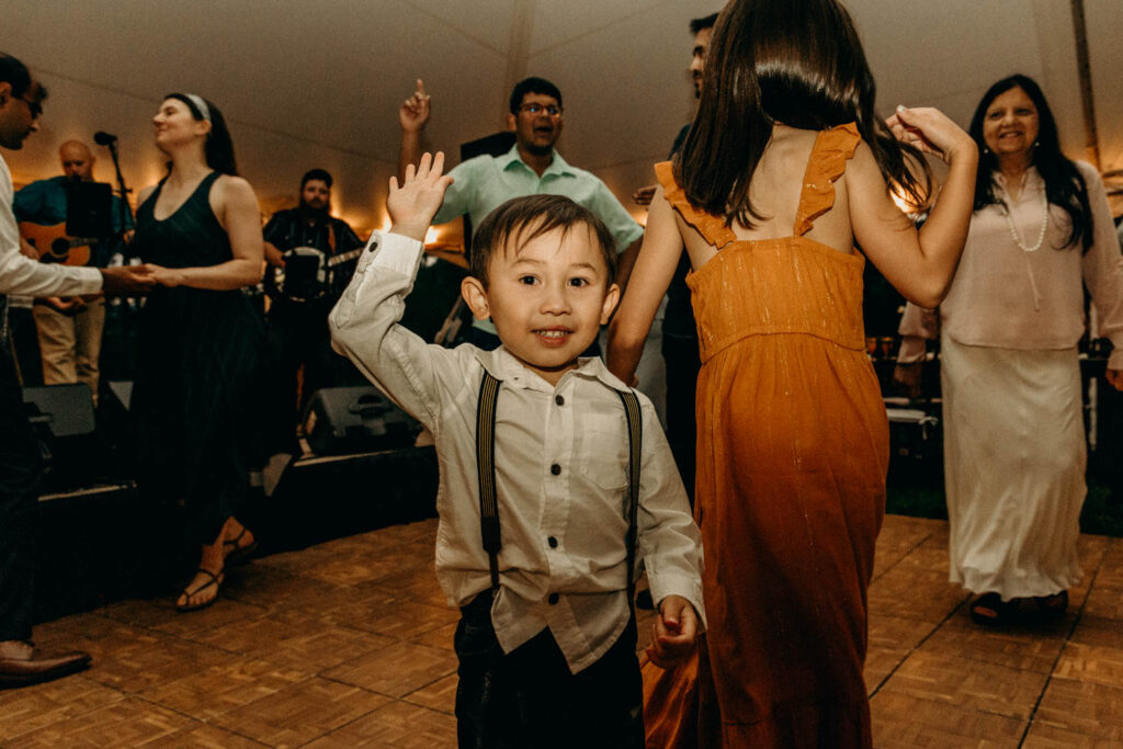 Bentwood Inn Summer Wedding